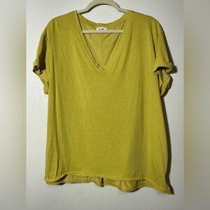 La Miel V-Neck Raw Hem Cuffed Sleeves Top Casual Streetwear Summer size Medium